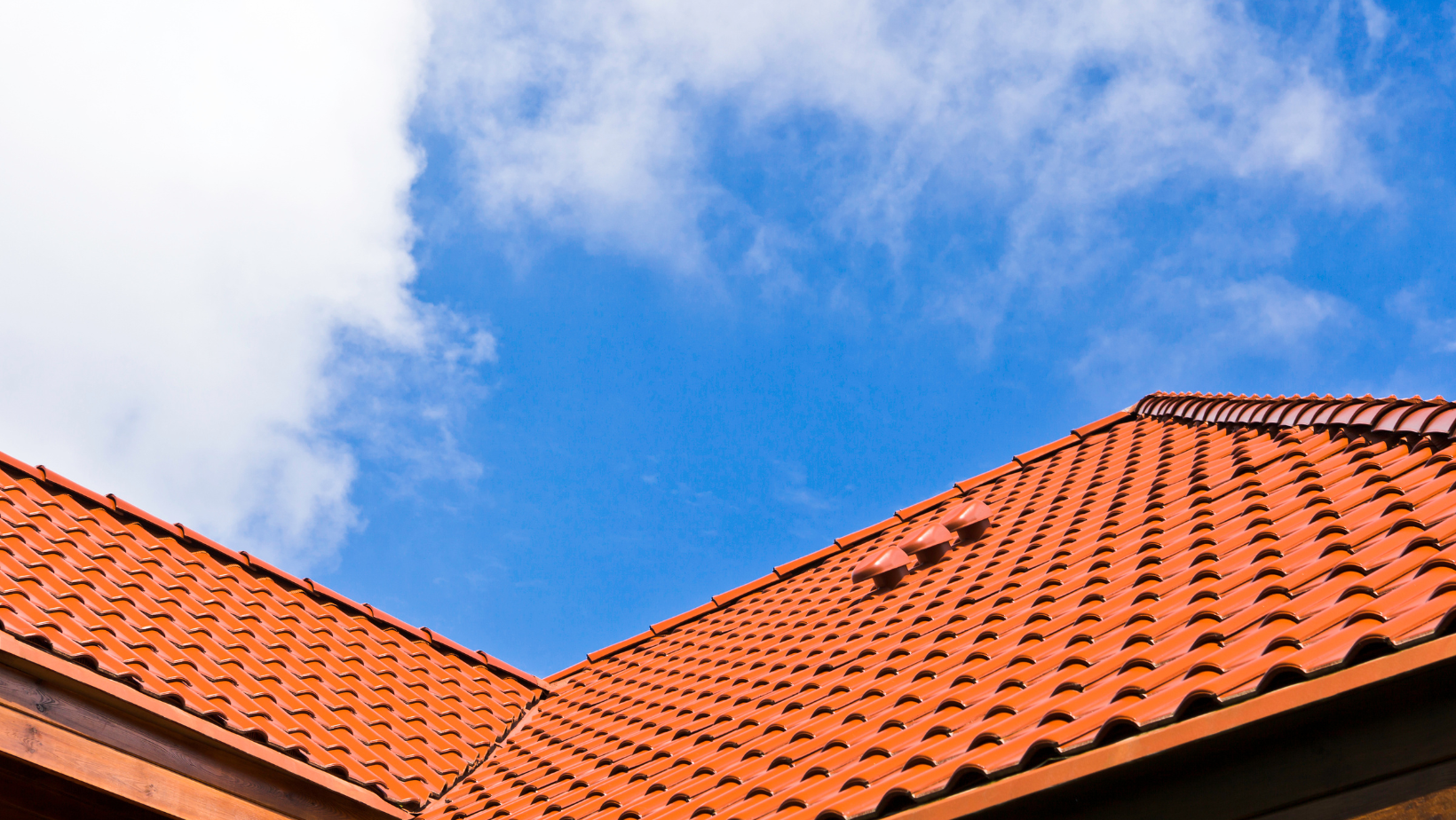 A picture of a terracotta roof in Port St. Lucie, FL